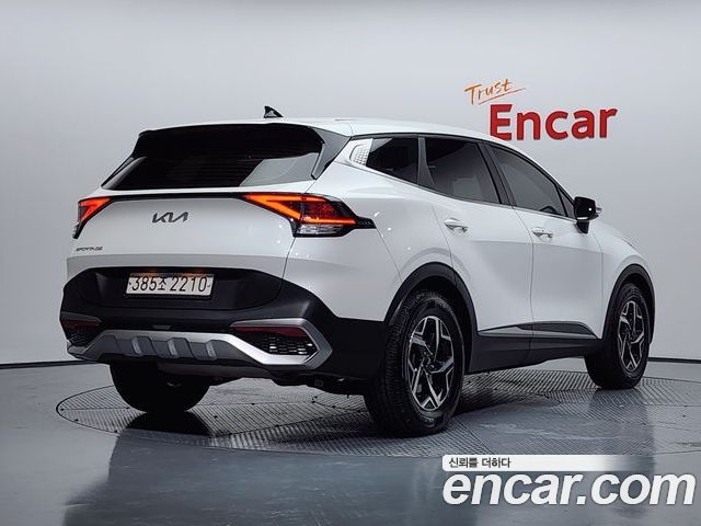 Kia Sportage 2022 — фото 2