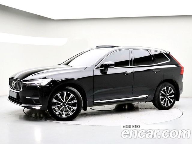 Volvo XC60 2023 — фото 3