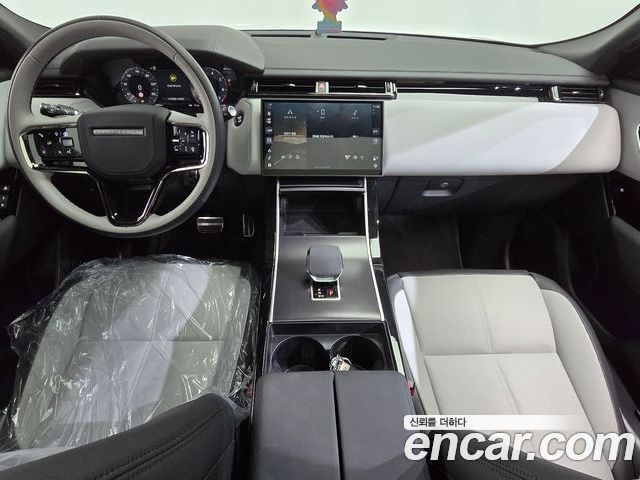 Land Rover Range Rover Velar 2026 — фото 10