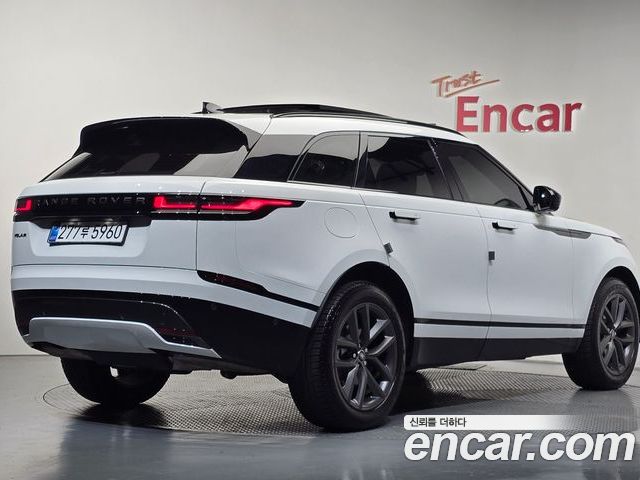 Land Rover Range Rover Velar 2026 — фото 2