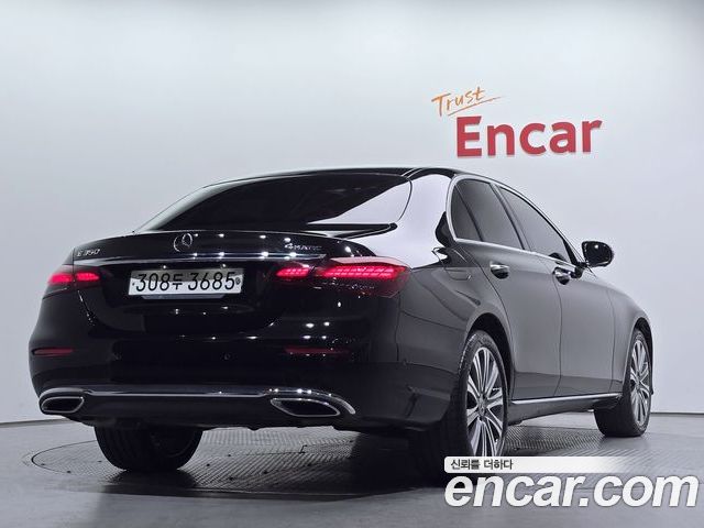 Mercedes-Benz E-Class 2023 — фото 2