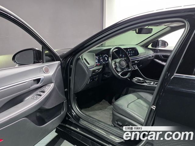 Hyundai Sonata 2023 — фото 10