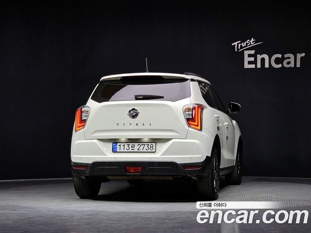 SsangYong Tivoli 2022 — фото 4