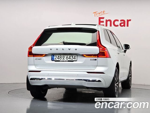 Volvo XC60 2024 — фото 4