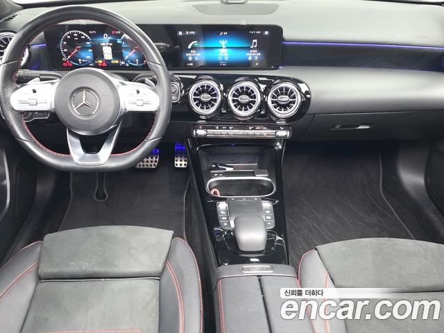Mercedes-Benz A-Class 2023 — фото 7