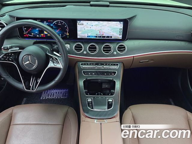 Mercedes-Benz E-Class 2023 — фото 10