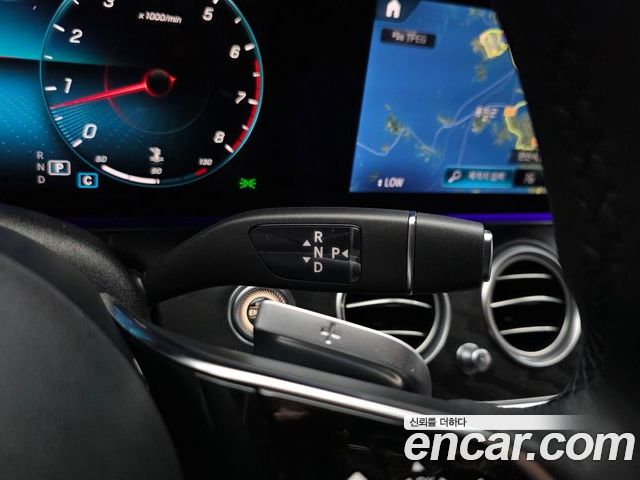 Mercedes-Benz E-Class 2023 — фото 9