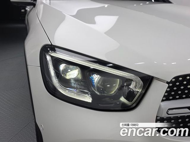 Mercedes-Benz GLC 2023 — фото 8