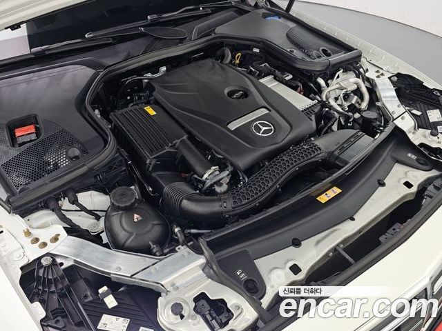 Mercedes-Benz E-Class 2023 — фото 6