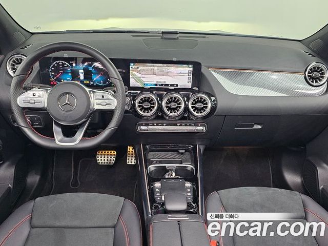 Mercedes-Benz GLA 2023 — фото 10