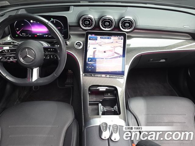 Mercedes-Benz C-Class 2023 — фото 10