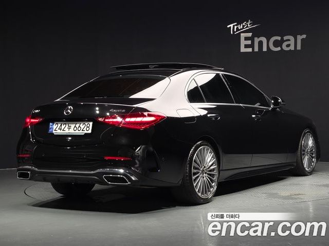 Mercedes-Benz C-Class 2023 — фото 2