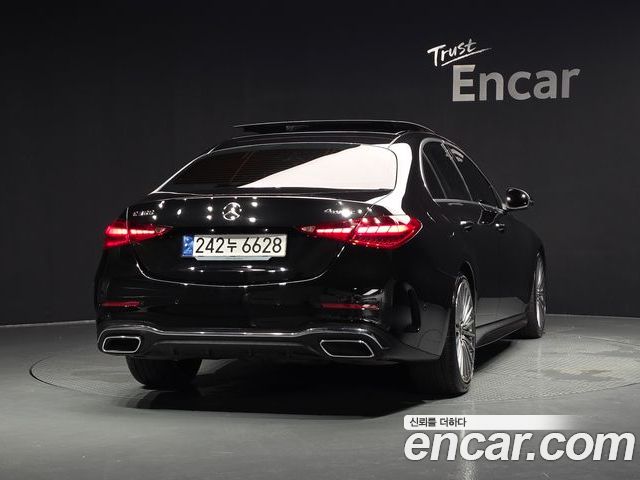 Mercedes-Benz C-Class 2023 — фото 4