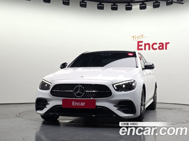 Mercedes-Benz E-Class 2023 — фото 3