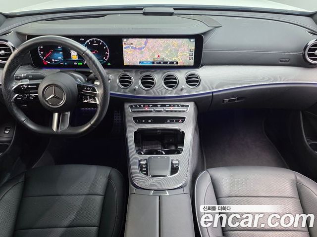 Mercedes-Benz E-Class 2023 — фото 7