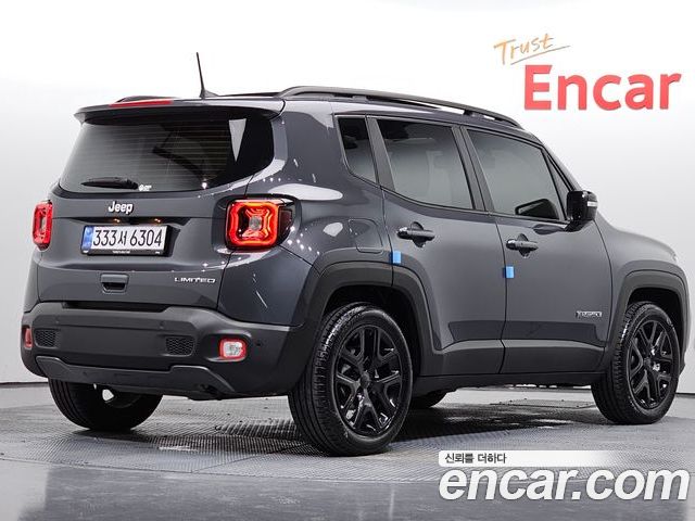 Jeep Renegade 2023 — фото 2