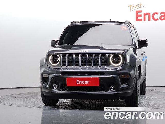 Jeep Renegade 2023 — фото 3