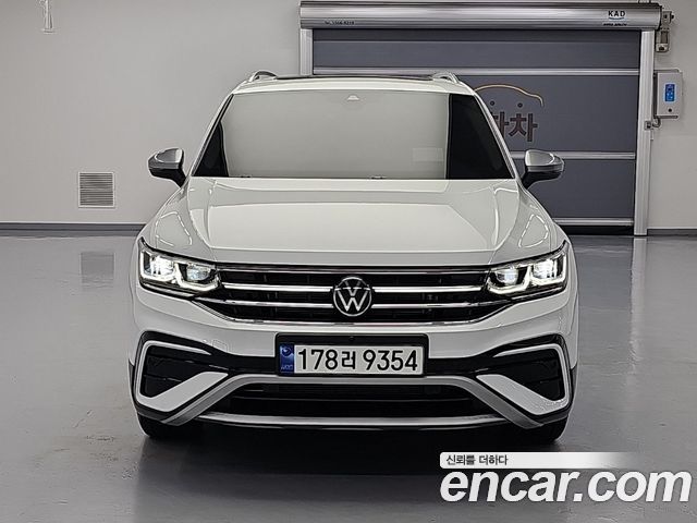 Volkswagen Tiguan 2023 — фото 2