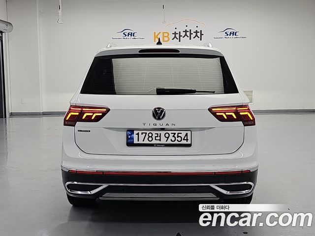 Volkswagen Tiguan 2023 — фото 3