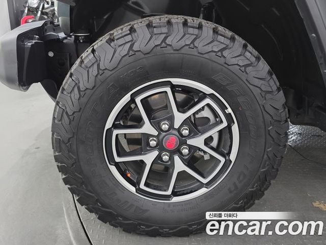 Jeep Wrangler 2025 — фото 5