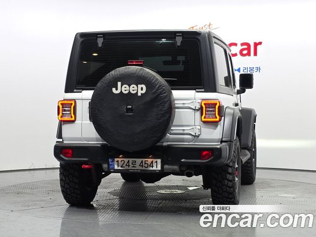 Jeep Wrangler 2023 — фото 4