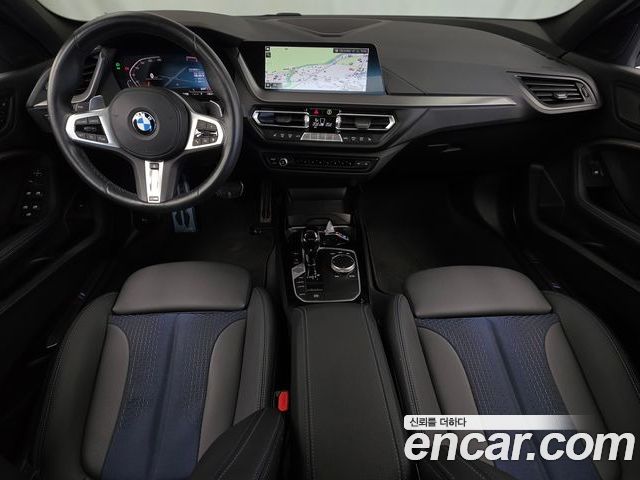 BMW 1 Series 2023 — фото 10