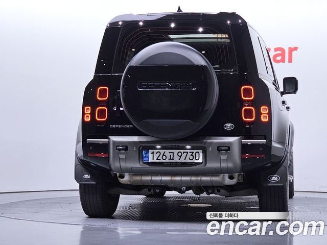 Land Rover Defender 2023 — фото 4