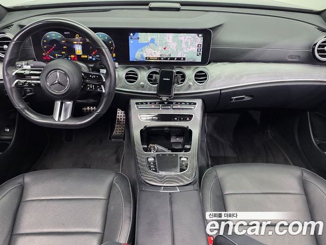 Mercedes-Benz E-Class 2022 — фото 10