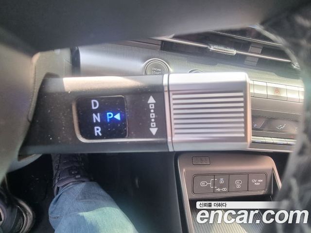 Hyundai Kona 2023 — фото 8
