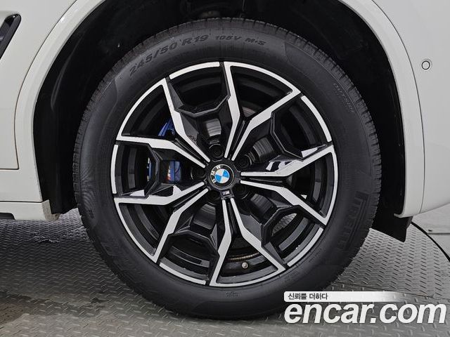 BMW X4 2023 — фото 7