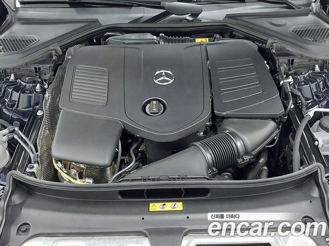 Mercedes-Benz E-Class 2024 — фото 6