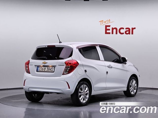 Chevrolet Spark 2022 — фото 2