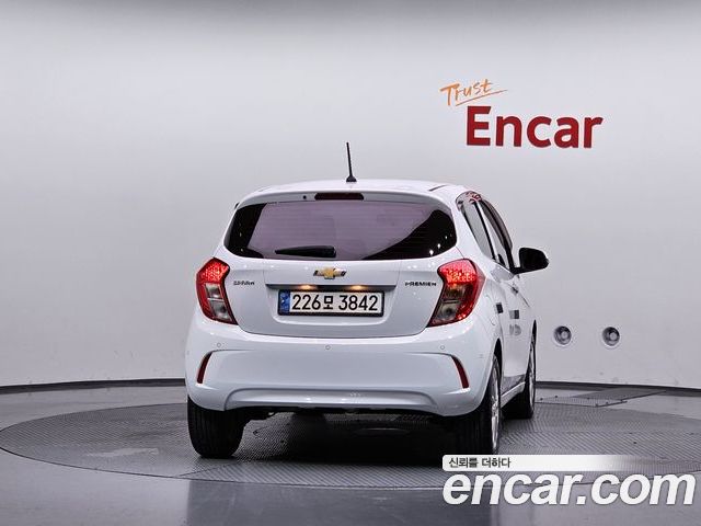 Chevrolet Spark 2022 — фото 4