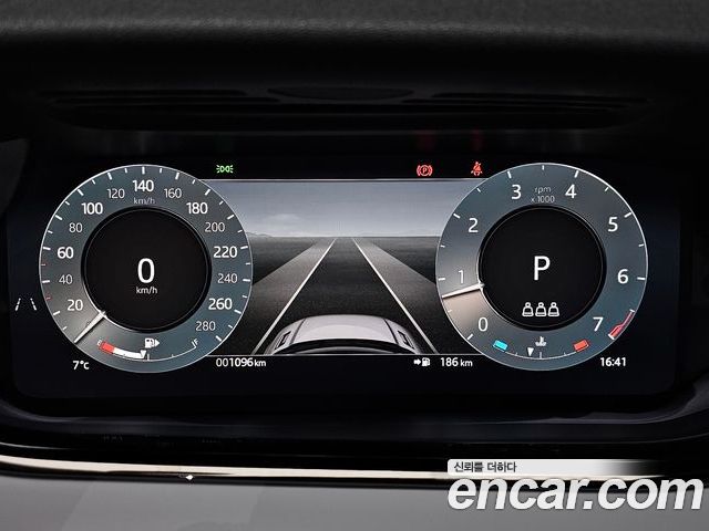 Land Rover Range Rover Evoque 2025 — фото 8