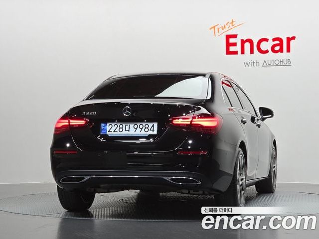Mercedes-Benz A-Class 2024 — фото 4