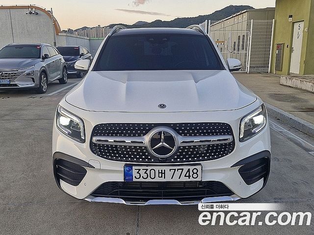 Mercedes-Benz GLB 2022
