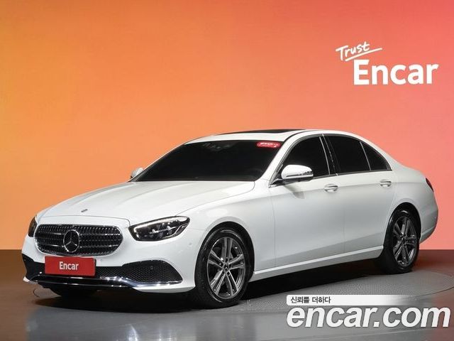 Mercedes-Benz E-Class 2023