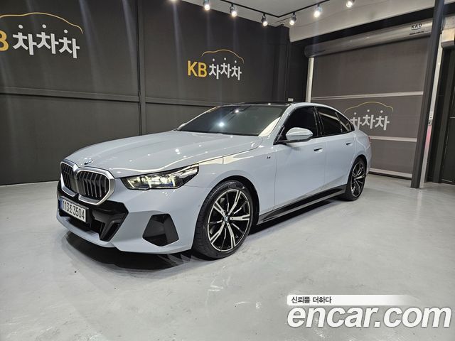 BMW 5 Series 2025