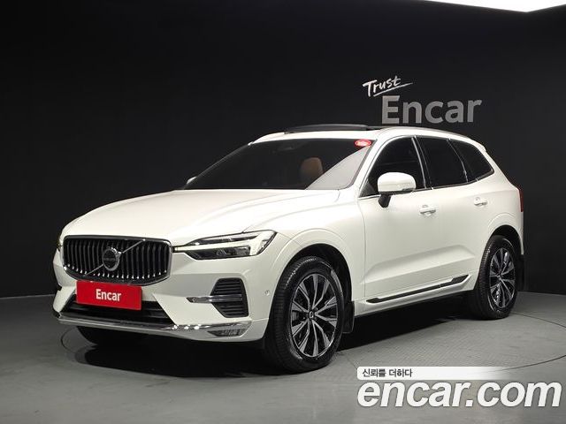 Volvo XC60 2025
