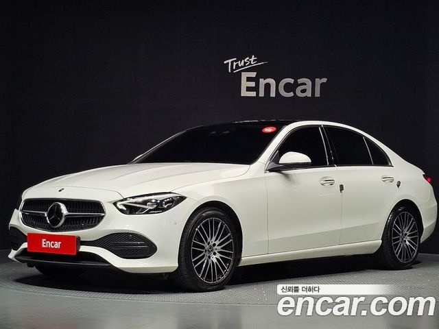 Mercedes-Benz C-Class 2022