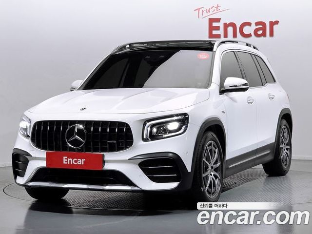 Mercedes-Benz GLB 2023