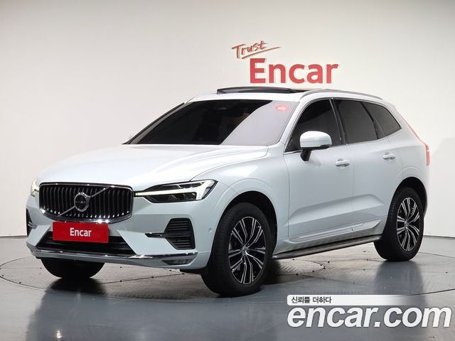 Volvo XC60 2022