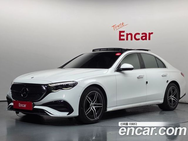 Mercedes-Benz E-Class 2024