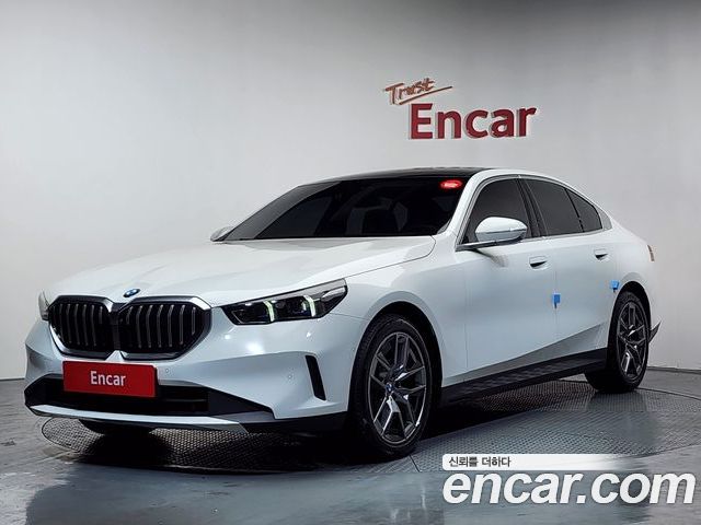BMW 5 Series 2024