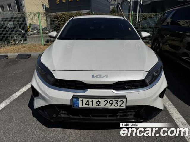 Kia K3 2022–2024