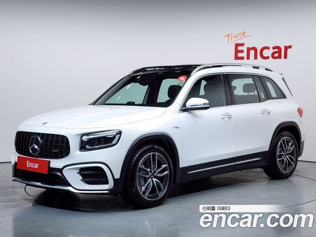 Mercedes-Benz GLB 2025