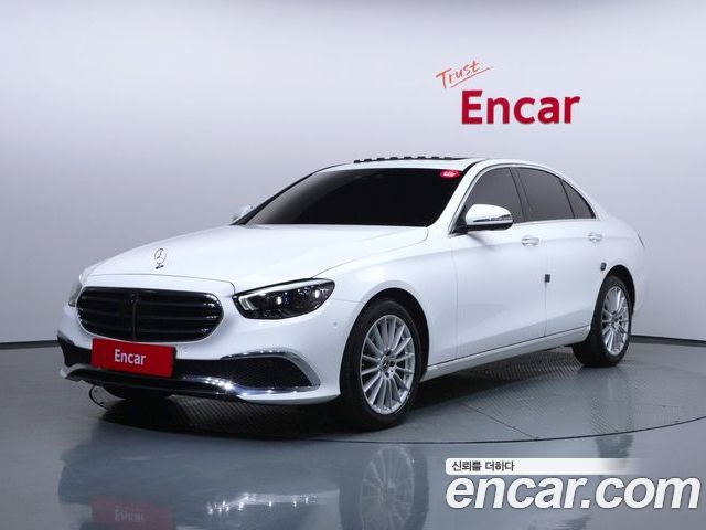 Mercedes-Benz E-Class 2023