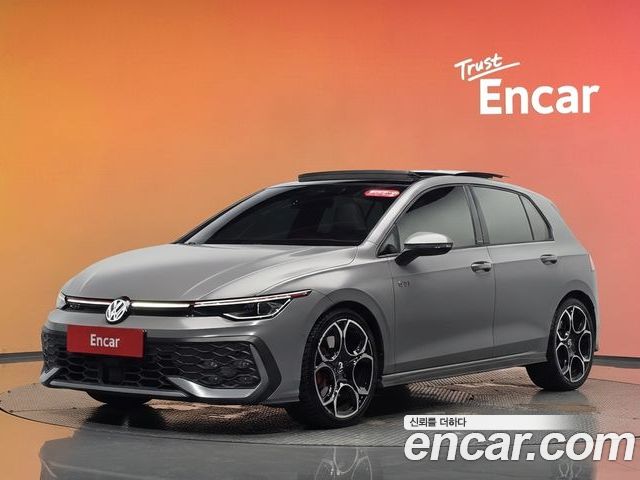 Volkswagen Golf 2025
