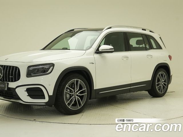 Mercedes-Benz GLB 2026