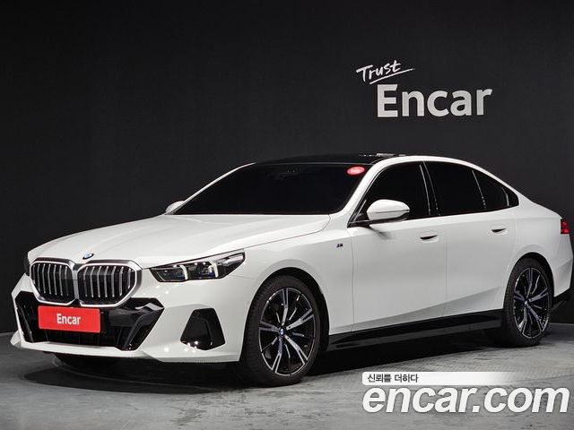 BMW 5 Series 2024